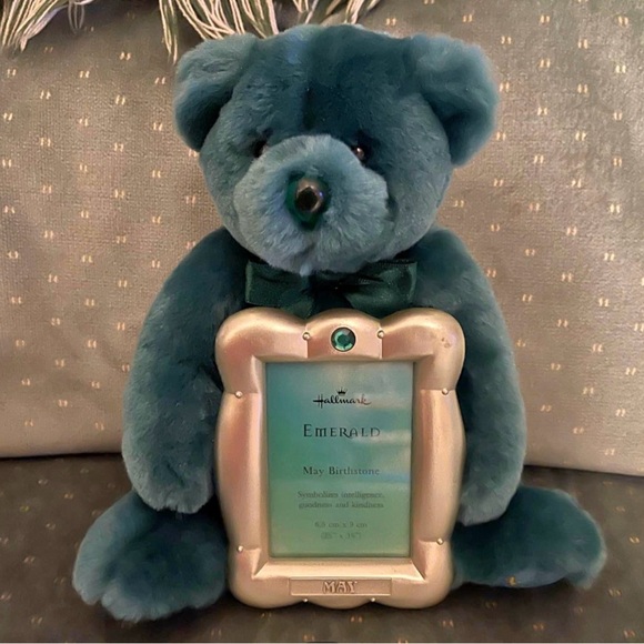 Small Hallmark Emerald Green May Bear with photo frame - Picture 1 of 1